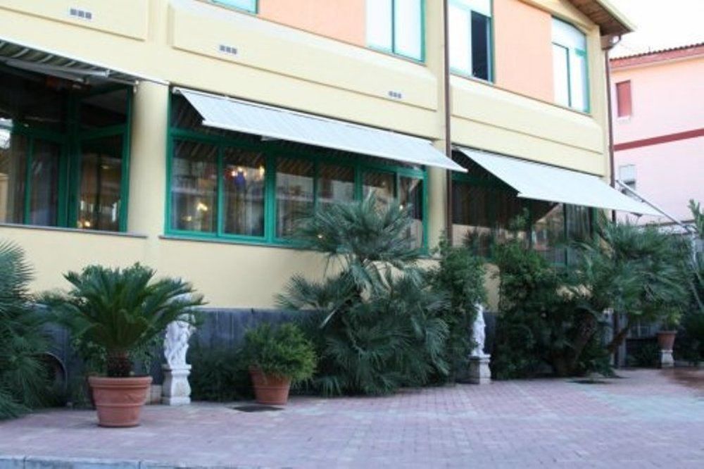 Hotel Stefano A Melito Melito di Napoli Exterior photo